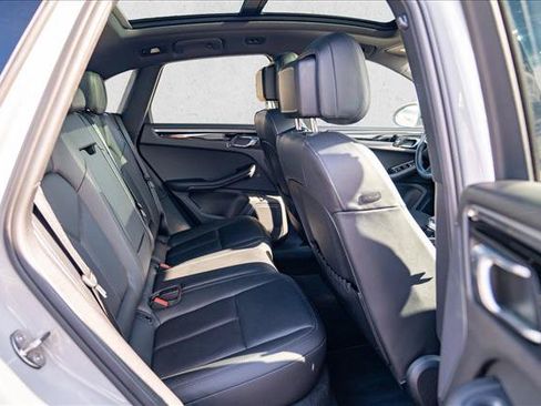 Certified 2023 Porsche Macan Turbo AWD/4WD image 24