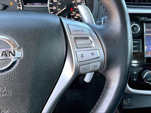 Used 2018 Nissan Altima 3.5 SL image 9