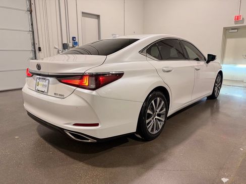 Used 2020 Lexus ES 350 w/ Premium Package FWD image 5