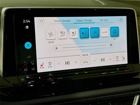 New 2026 Volkswagen Atlas SE image 9