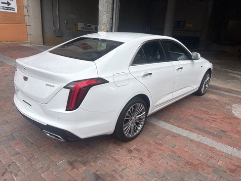 Used 2020 Cadillac CT4 Premium Luxury image 3