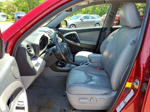 Used 2012 Toyota RAV4 Limited w/ Navigation Value Pkg AWD/4WD image 10