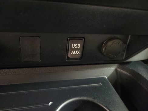 Used 2019 Toyota Tundra SR5 AWD/4WD image 22