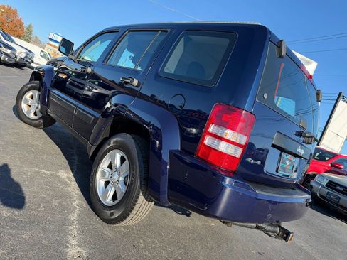 Used 2012 Jeep Liberty Sport image 46