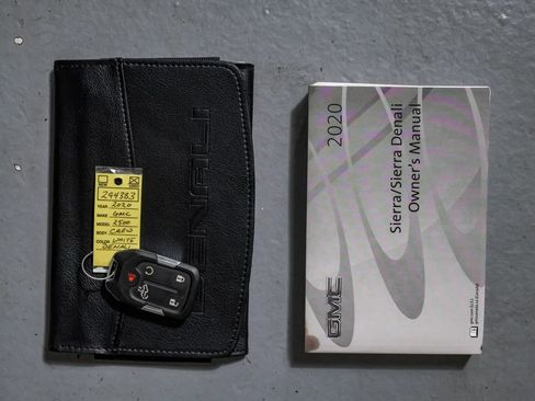 Used 2020 GMC Sierra 2500 Denali w/ Technology Package AWD/4WD image 64