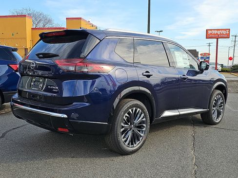 New 2026 Nissan Rogue Platinum w/ Platinum Premium Package image 4