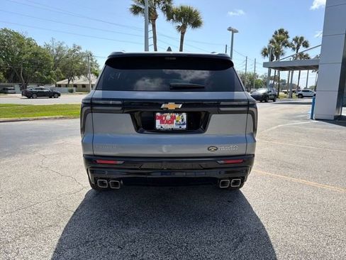 New 2026 Chevrolet Traverse High Country FWD image 11