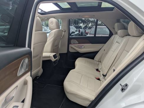Used 2021 Mercedes-Benz GLE 350 4MATIC image 22