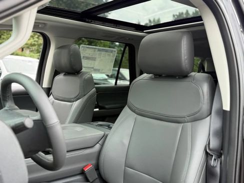 New 2026 Ford Expedition Max Active AWD/4WD image 16