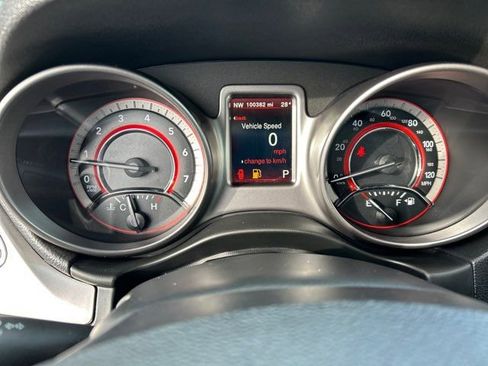 Used 2017 Dodge Journey Crossroad w/ Popular Equipment Group image 33