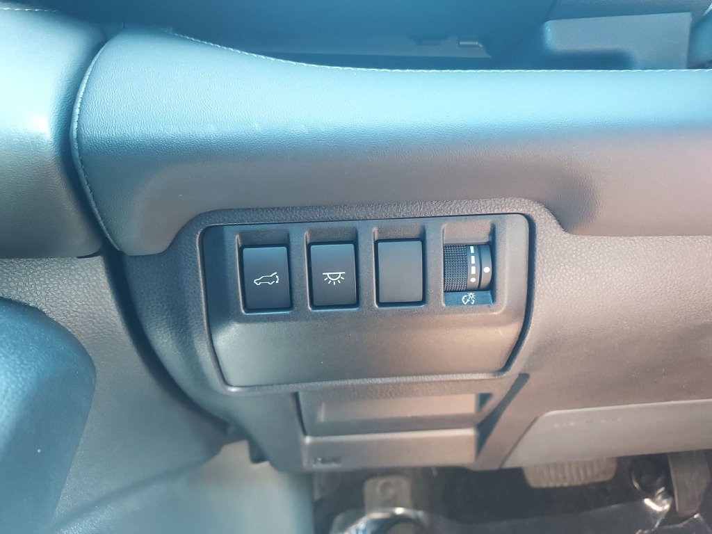 Used 2023 Subaru Ascent Limited AWD/4WD image 25
