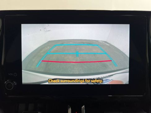 Used 2024 Toyota Corolla Cross AWD Hybrid image 19