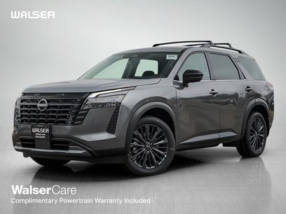 New 2026 Nissan Pathfinder SL w/ SL Premium Package