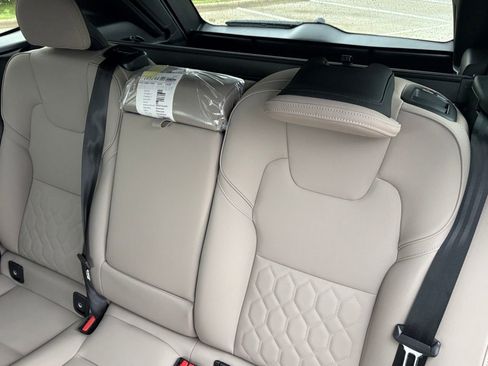 New 2026 Volvo XC60 B5 Plus w/ Protection Package Premier image 23