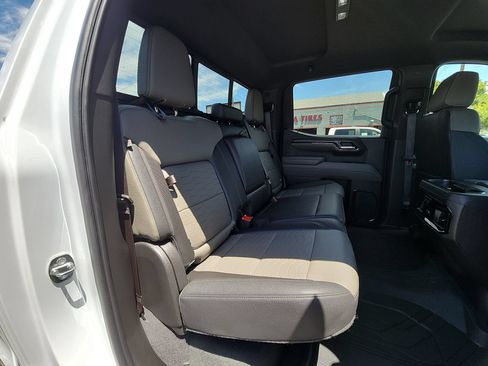 Used 2024 Chevrolet Silverado 1500 ZR2 w/ Technology Package AWD/4WD image 27