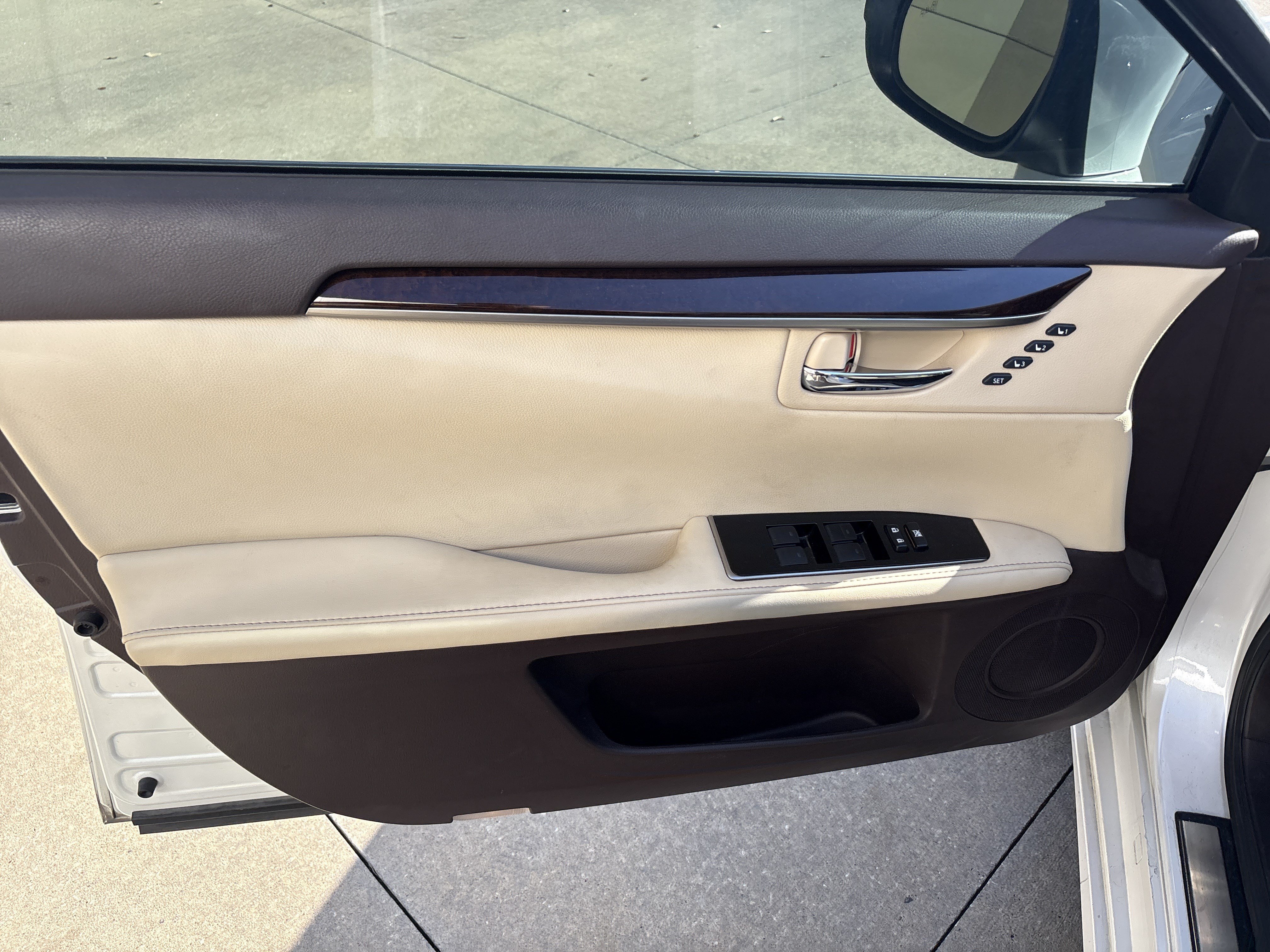 Used 2017 Lexus ES 350 FWD image 14
