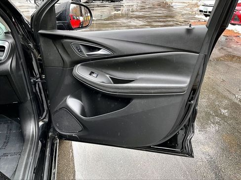 Used 2024 Buick Encore GX Sport Touring image 12