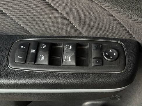 Used 2022 Dodge Charger Scat Pack RWD image 7
