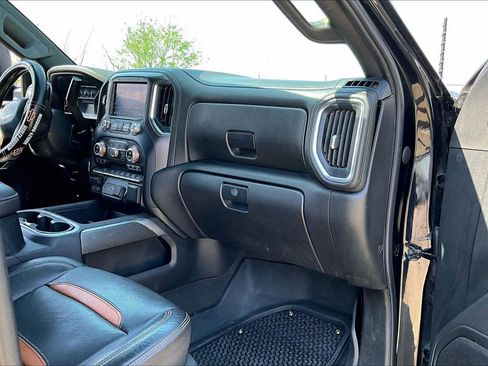 Used 2022 GMC Sierra 2500 AT4 image 18