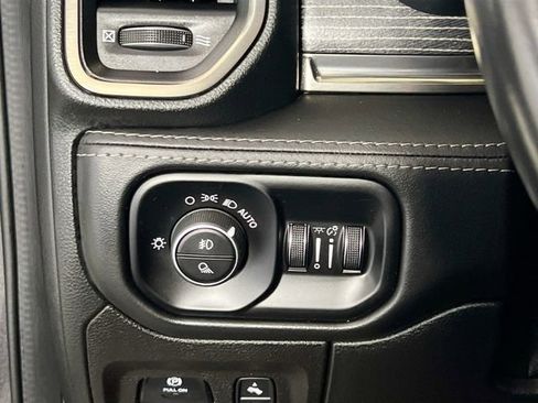Used 2021 RAM 1500 Limited AWD/4WD image 22