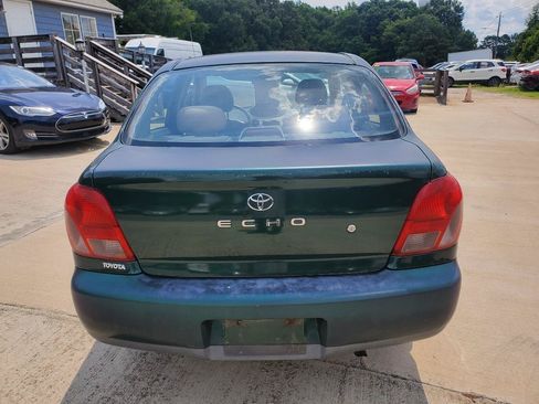 Used 2002 Toyota Echo Sedan FWD image 10