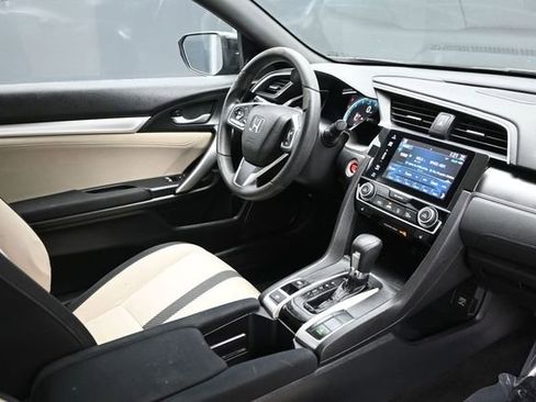 Used 2016 Honda Civic EX-T image 17