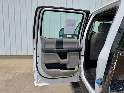 Used 2019 Ford F550 4x4 Crew Cab Super Duty image 15