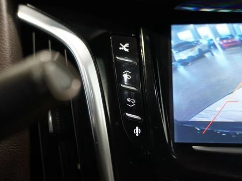 Used 2015 Cadillac Escalade Premium AWD/4WD image 34