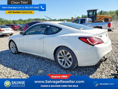 Used 2016 Hyundai Genesis 3.8 RWD image 3