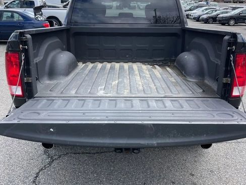 Used 2016 RAM 1500 Express w/ Black Ram 1500 Express Group image 9