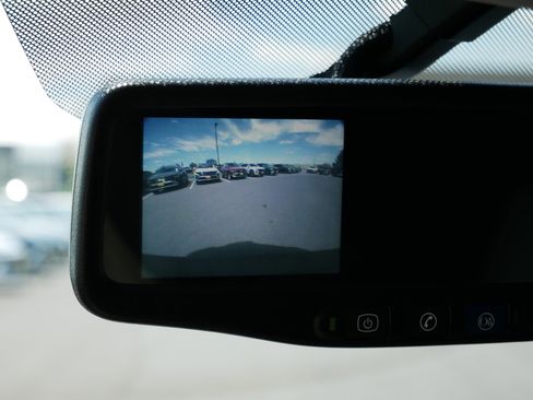 Used 2009 Chevrolet Traverse LT FWD image 29