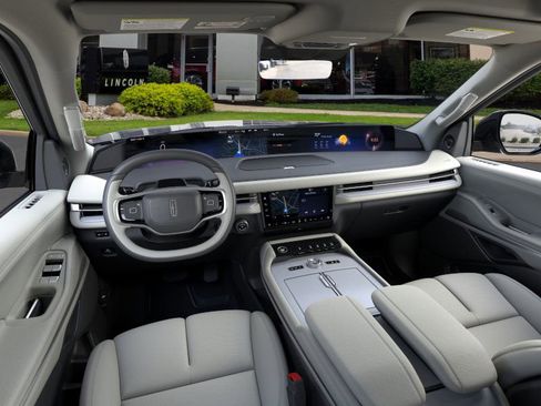 New 2026 Lincoln Navigator L Reserve image 9