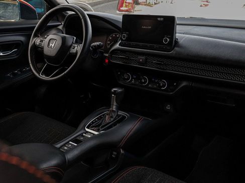 Used 2025 Honda HR-V Sport image 32