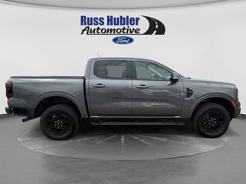 Used 2025 Ford Ranger Lariat w/ Black Appearance Package RWD image 8