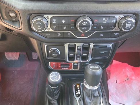 New 2026 Jeep Wrangler Willys AWD/4WD image 20