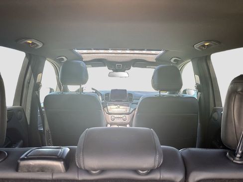 Used 2018 Mercedes-Benz GLE 350 4MATIC image 25