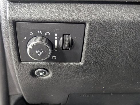 Used 2015 Jeep Grand Cherokee Laredo image 13