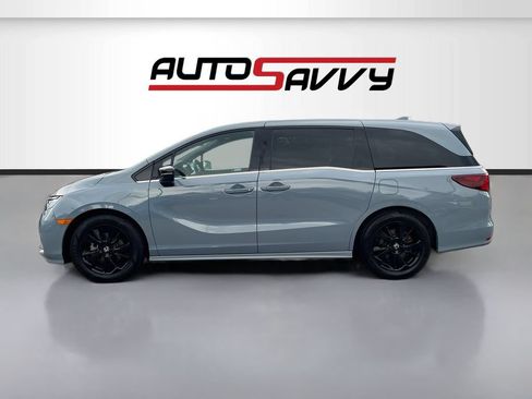 Used 2023 Honda Odyssey Sport image 4