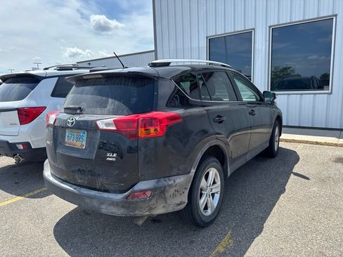 Used 2013 Toyota RAV4 XLE AWD/4WD image 8
