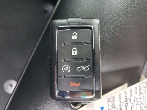 Used 2024 Jeep Grand Cherokee Limited AWD/4WD image 35
