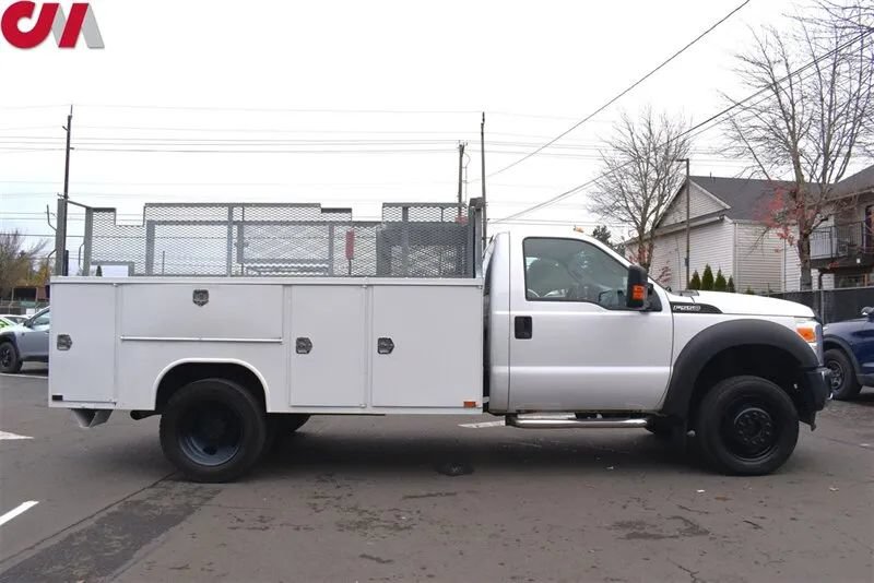 Used 2016 Ford F550 4x4 Regular Cab Super Duty image 6
