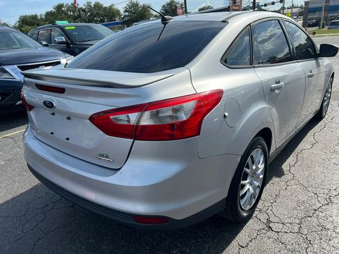 Used 2014 Ford Focus SE FWD image 5