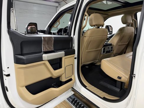 Used 2019 Ford F350 Lariat w/ Lariat Ultimate Package AWD/4WD image 14