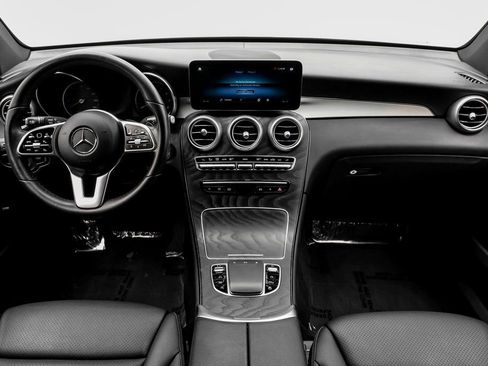 Used 2022 Mercedes-Benz GLC 300 image 12