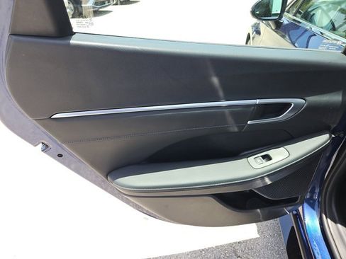 Used 2022 Hyundai Sonata Limited image 12