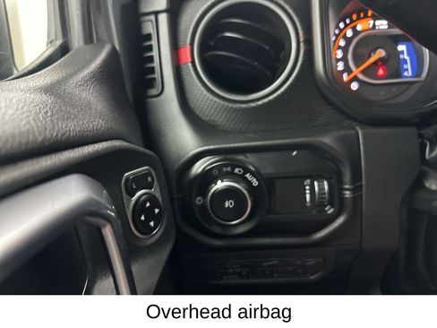 Used 2025 Jeep Wrangler Unlimited Rubicon w/ Safety Group AWD/4WD image 41