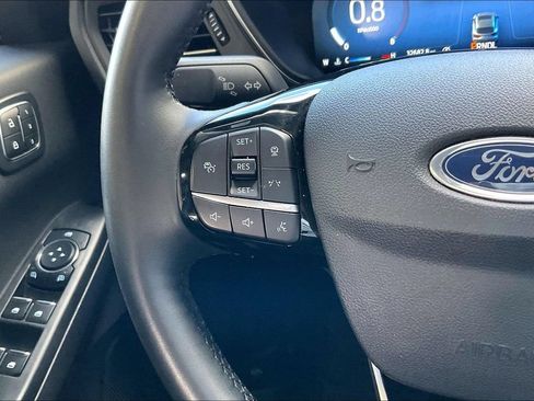 Used 2024 Ford Escape Platinum AWD/4WD image 8