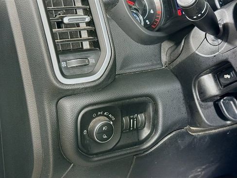 Used 2019 RAM 2500 Big Horn AWD/4WD image 12