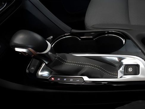 Used 2023 Buick Encore GX Select image 26