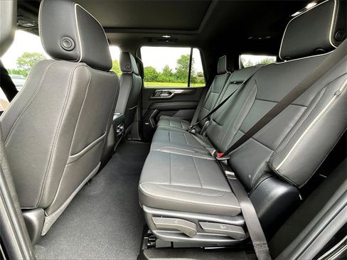 Certified 2025 GMC Yukon Elevation image 14